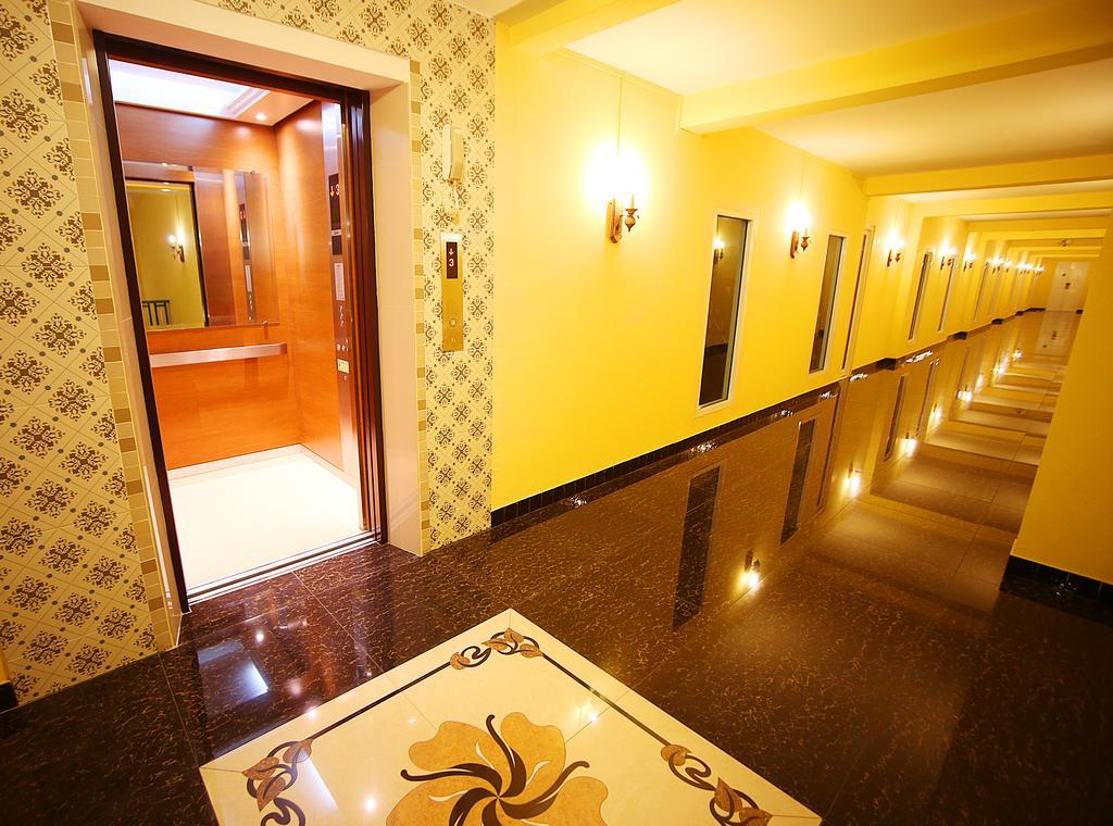 The Myth - Sud Sathorn Bed & Breakfast Bangkok Exterior photo