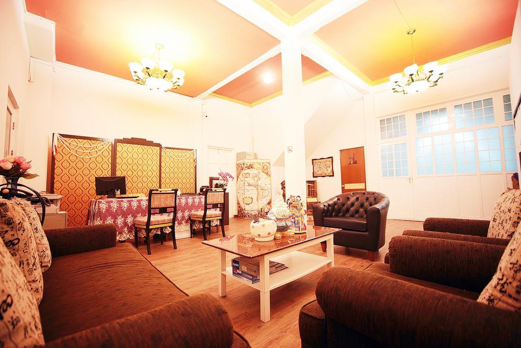 The Myth - Sud Sathorn Bed & Breakfast Bangkok Exterior photo